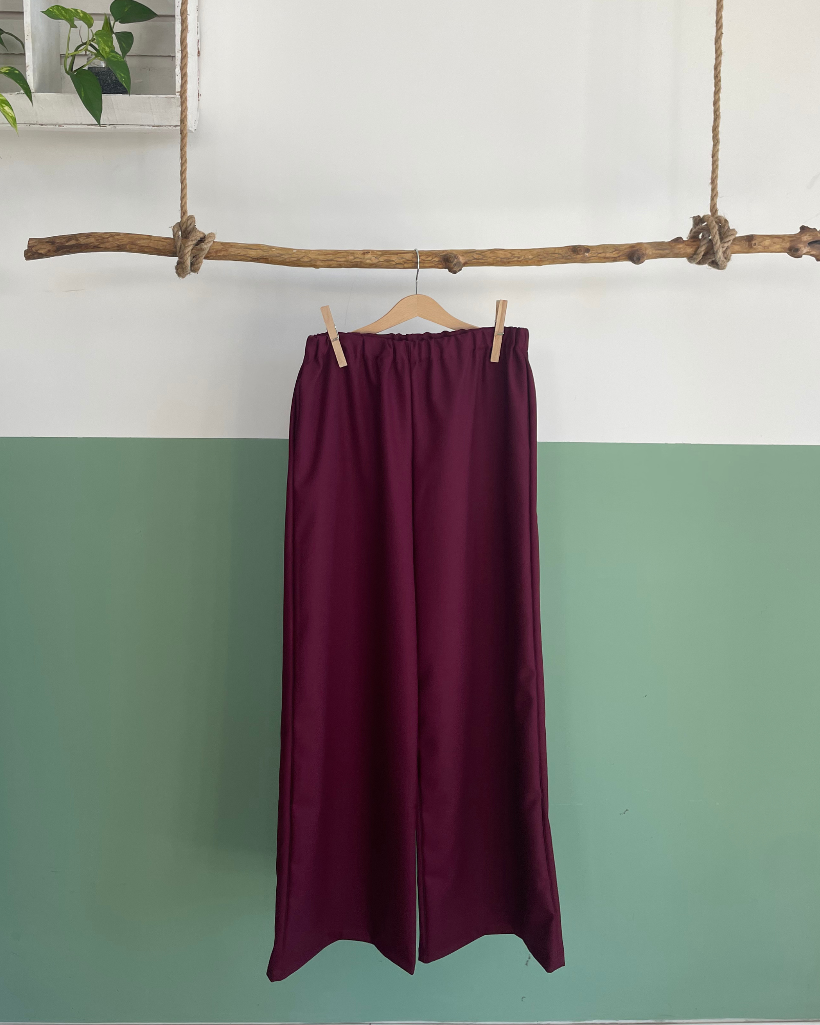 Palazzo in gabardina Bordeaux