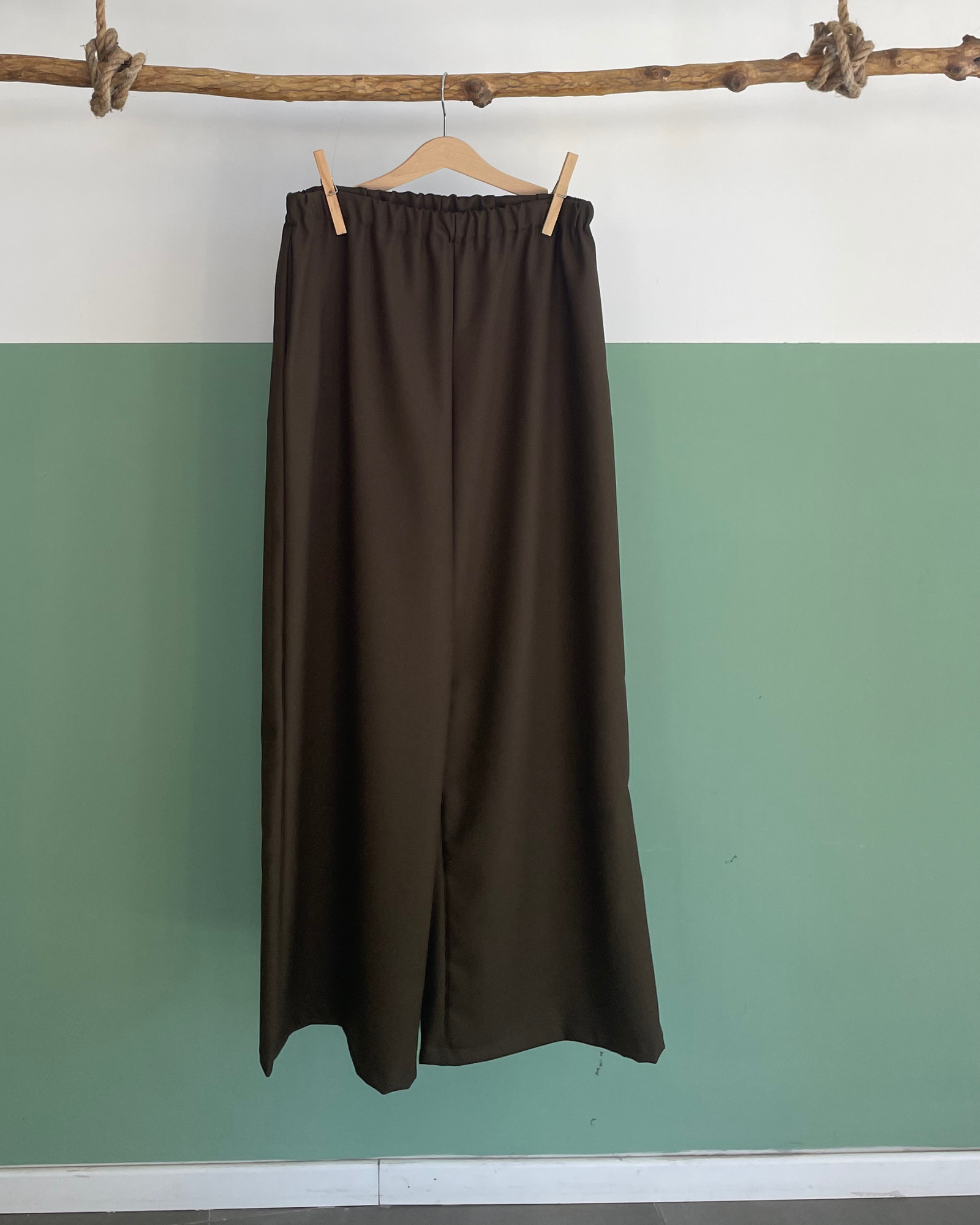 Palazzo in gabardina Verde